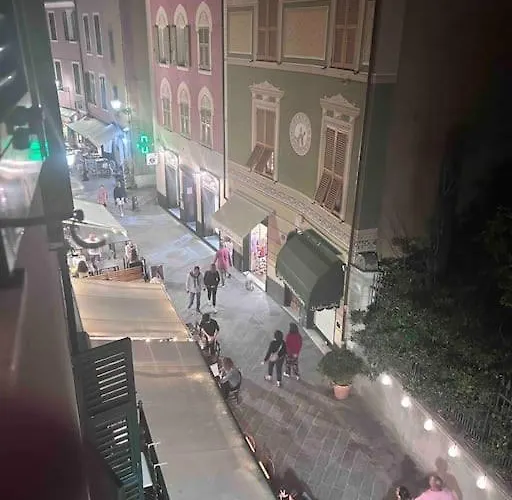 Baia Del Silenzio 东塞斯特里
